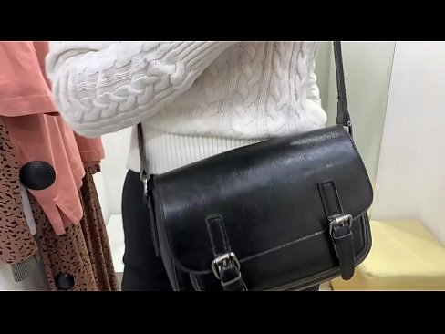 ❤️ Masturbation poiblí soith óg FeralBerry le dildo sa seomra feistiú Porn linn